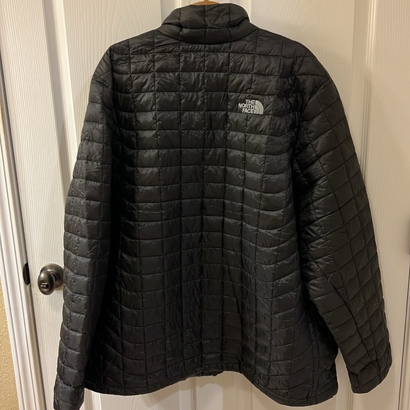 BRAND NEW-The North Face® ThermoBall™ Trekker Jacket - Picture 13 of 15